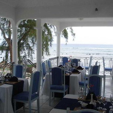 Oasis Beach Club Pointe-aux-Piments Bagian luar foto